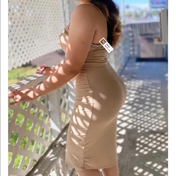 Cute bodycon dress - Picture 2 of 2